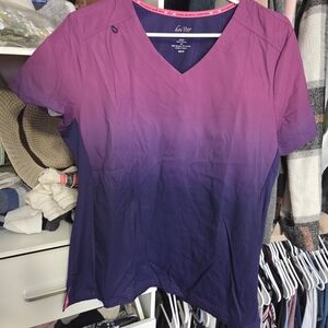 koi Gradient V-Neck Scrub Top in Pink and Purple